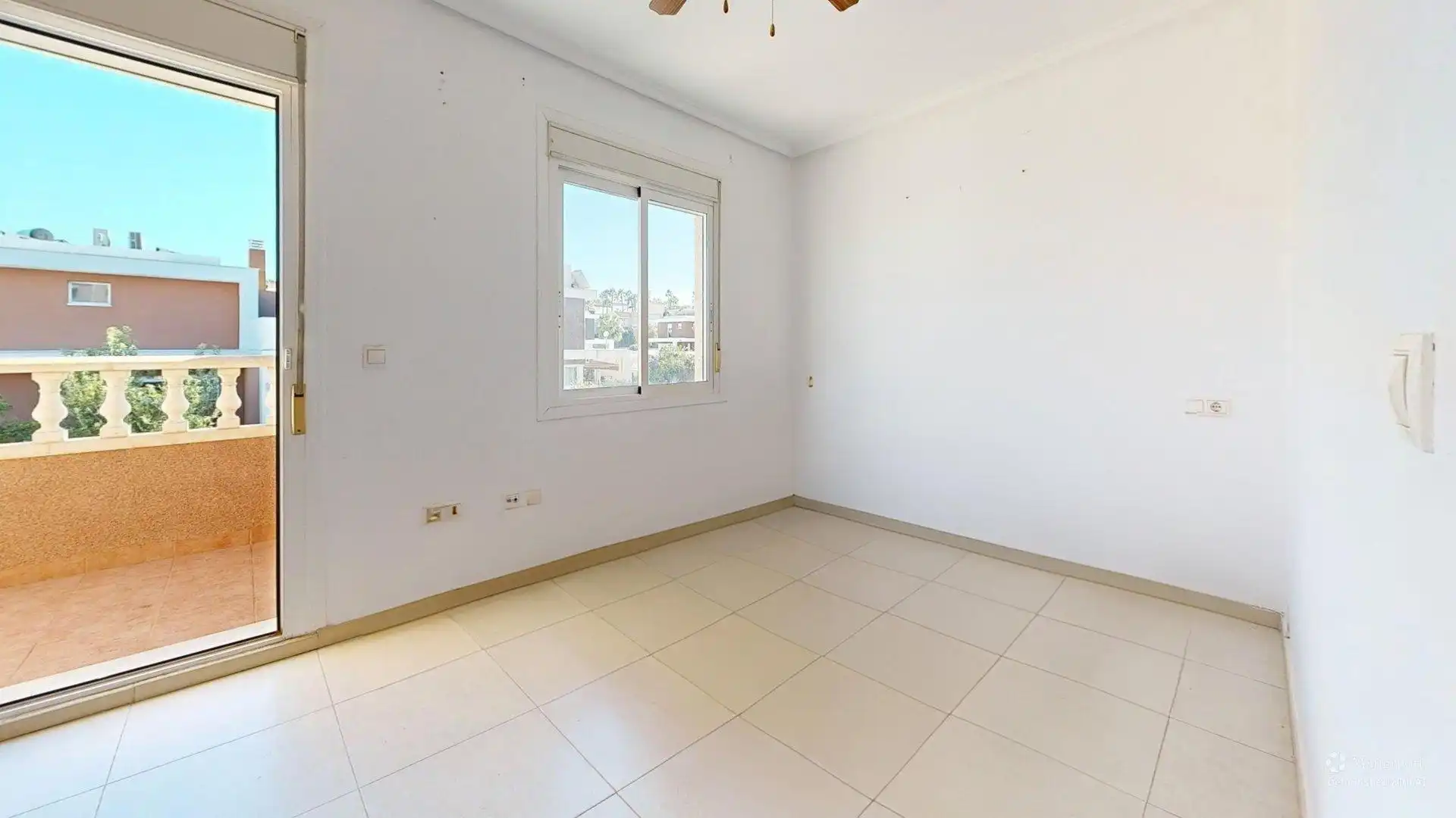 Bungalow mit Terrasse zum Verkauf in Calle de Creta 80, imagen 12