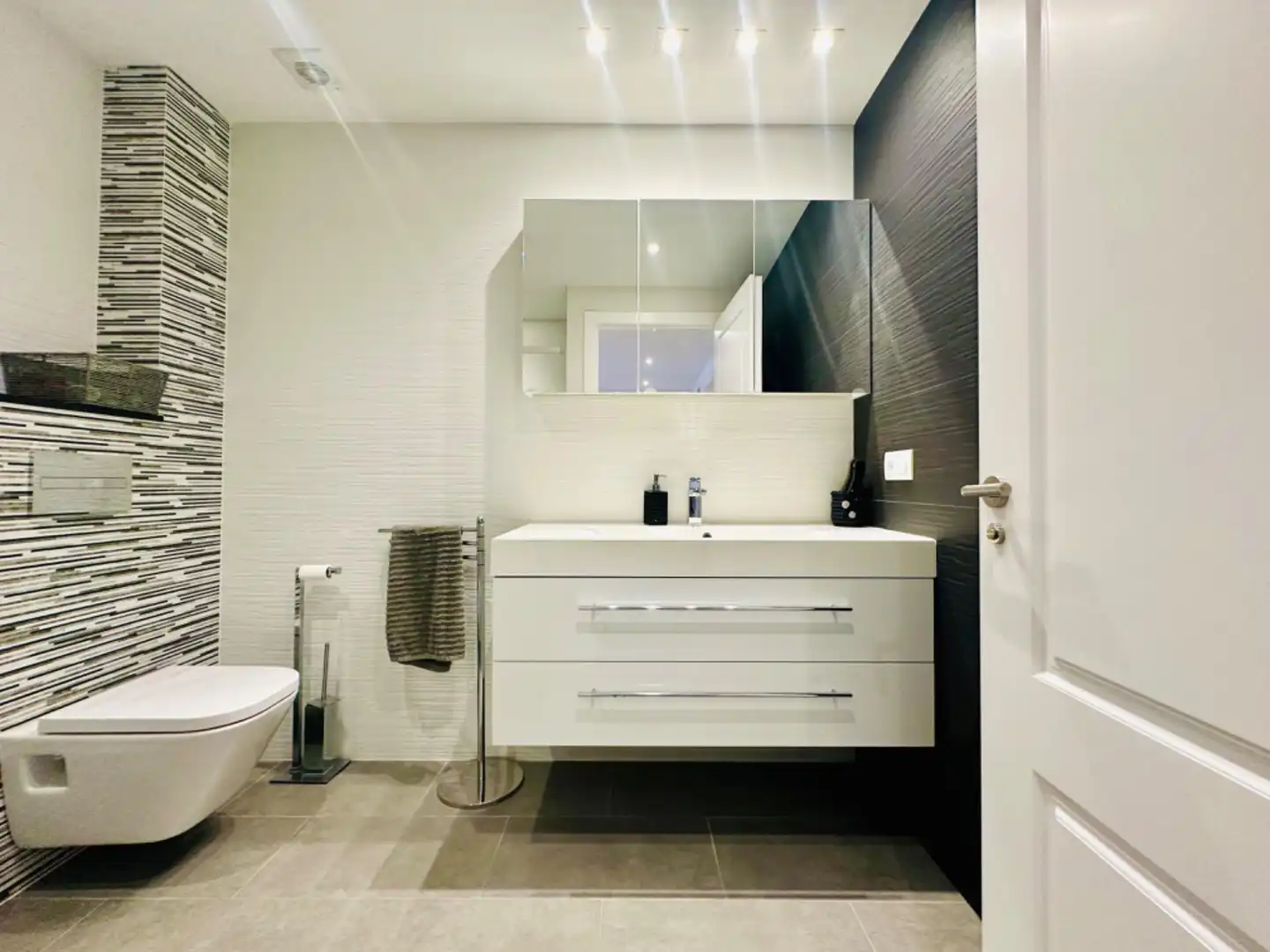 Bathroom of Houses for sale in Alcanar  with Air Conditioner, Private garden and Parquet flooring