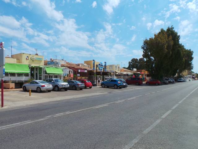 Local comercial en Venta en Ctra les Marines a Denia en Les Bovetes - La Felicidad