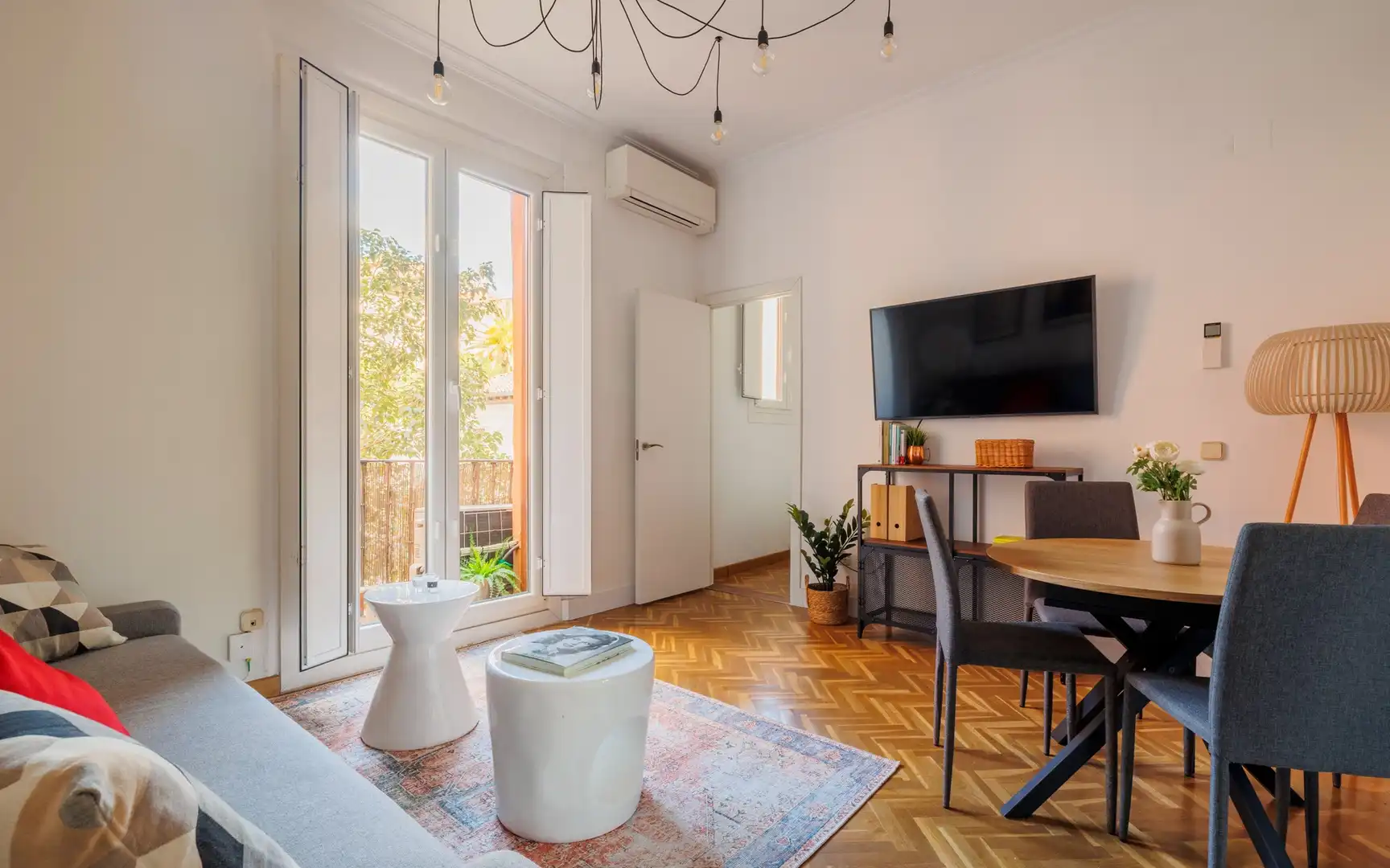 Sala de estar de Piso de alquiler en Madrid con Aire acondicionado, Calefacción y Amueblado