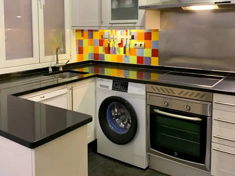 Kitchen of Flat for rent in Madrid  with Air Conditioner, Heating and Private garden