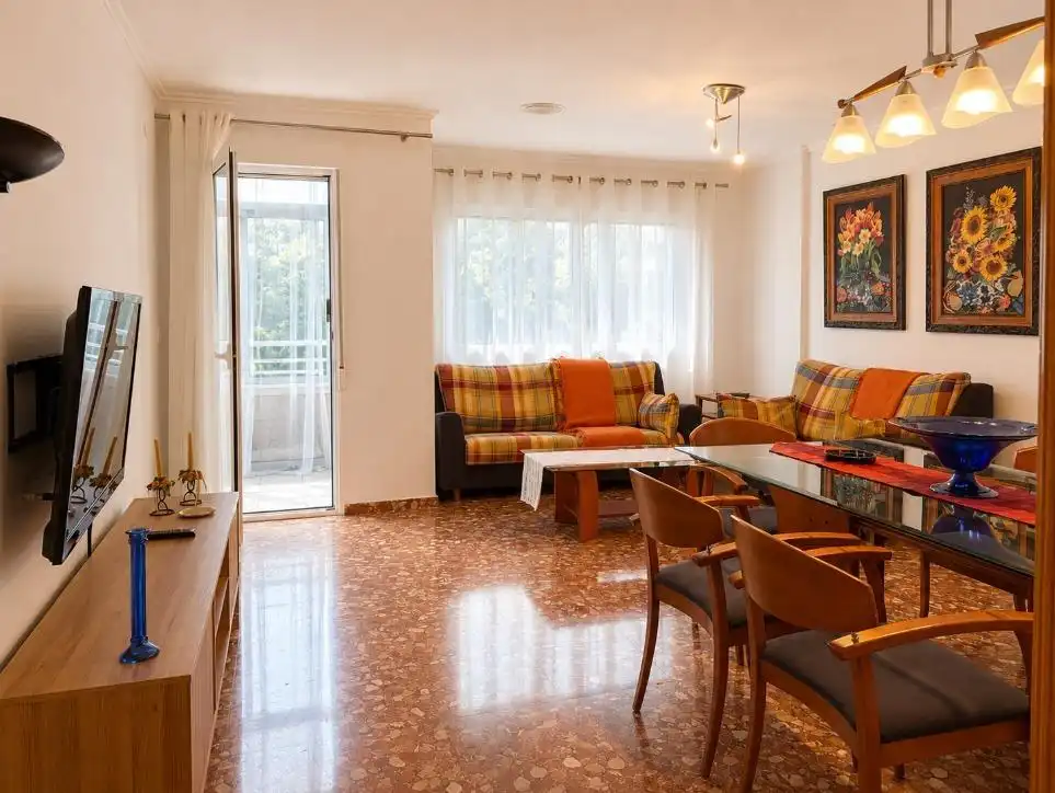 Sala de estar de Piso de alquiler en Oliva con Calefacción, Terraza y Amueblado
