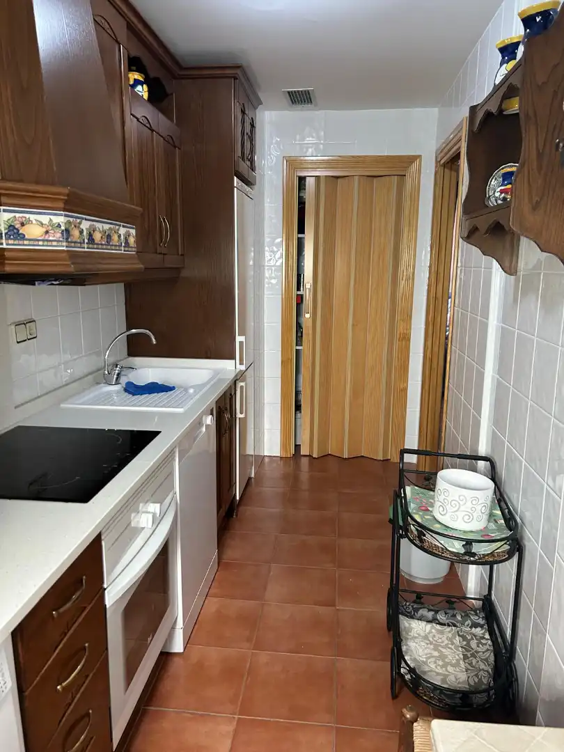 Küche von Wohnung zur Miete in Jaén mit Klimaanlage, Heizung und Terrasse
