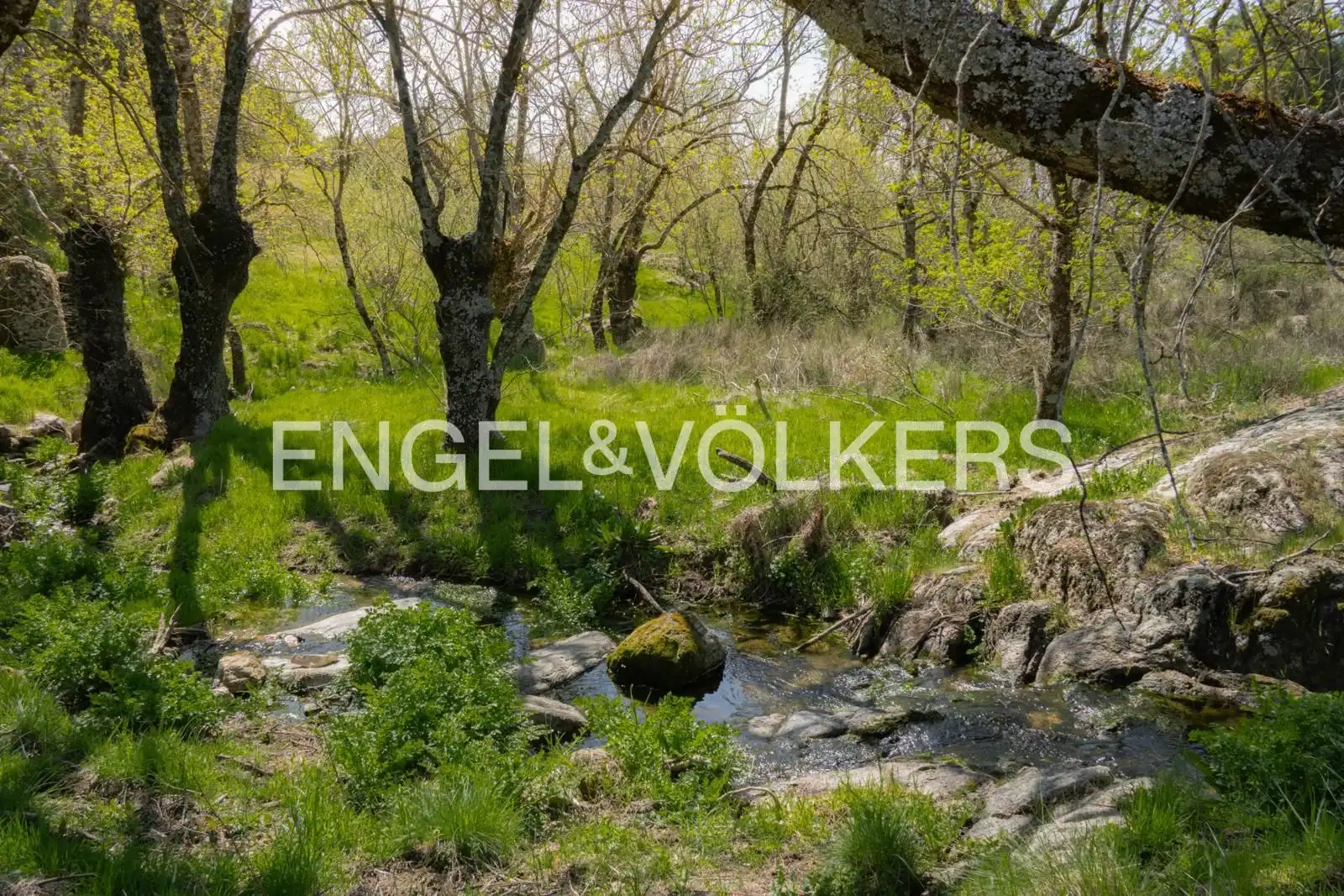 Houses for sale in Valdemorillo  with Air Conditioner, Heating and Private garden