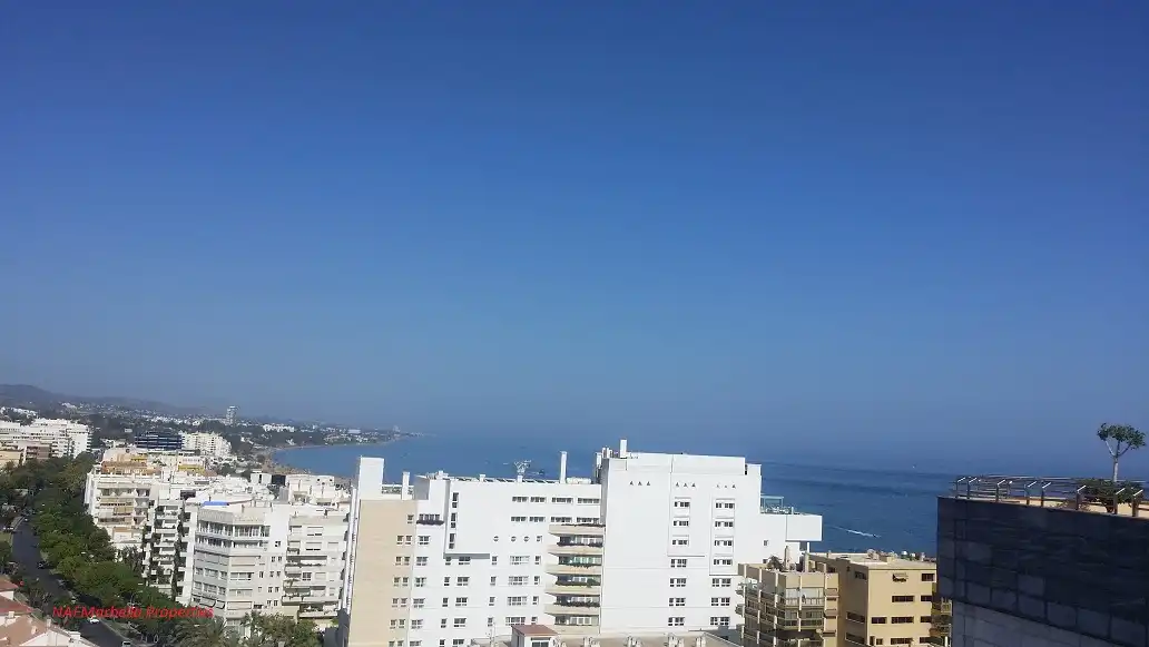Wohnung mit Pool zum Verkauf in Avenida de Nabeul 1B