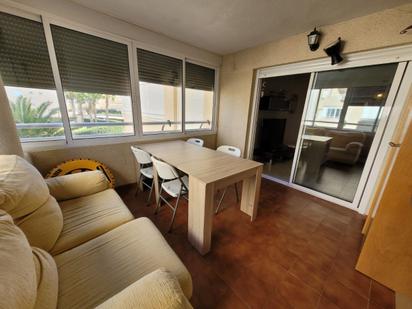 Dormitori de Apartament en venda en Alicante / Alacant amb Terrassa i Piscina comunitària