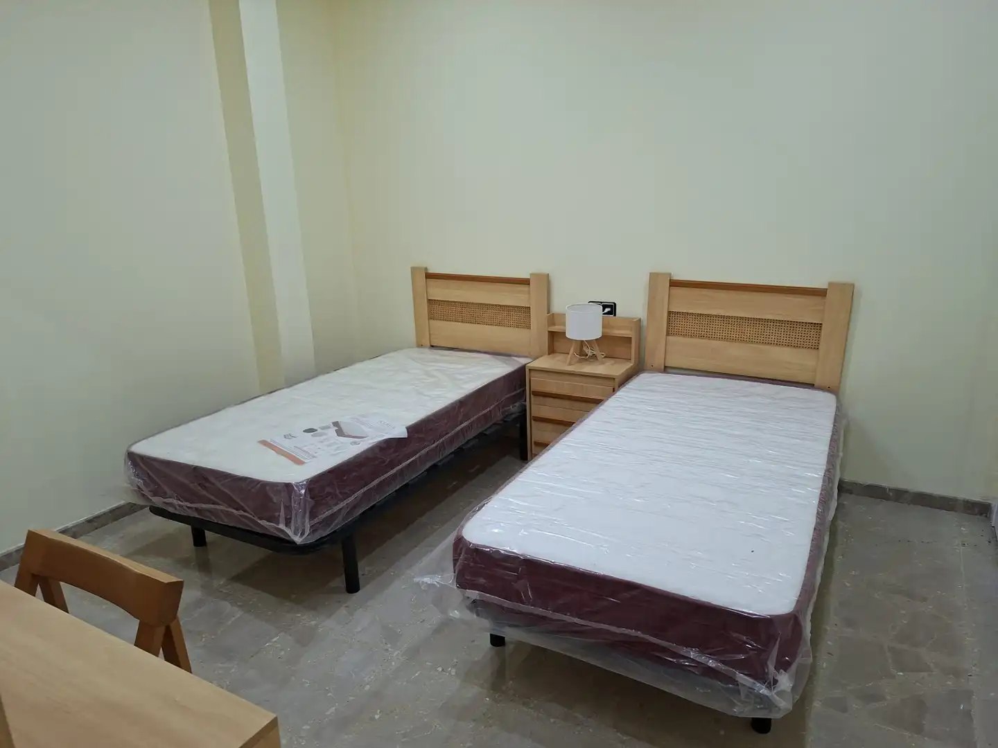 Habitación de Piso en venta en Caspe con Aire acondicionado, Calefacción y Amueblado