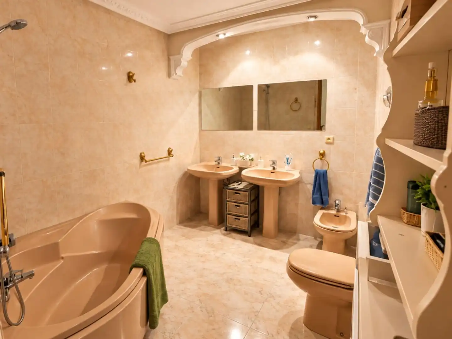 Badezimmer von Maisonette zum Verkauf in Arenas de San Pedro mit Klimaanlage und Balkon