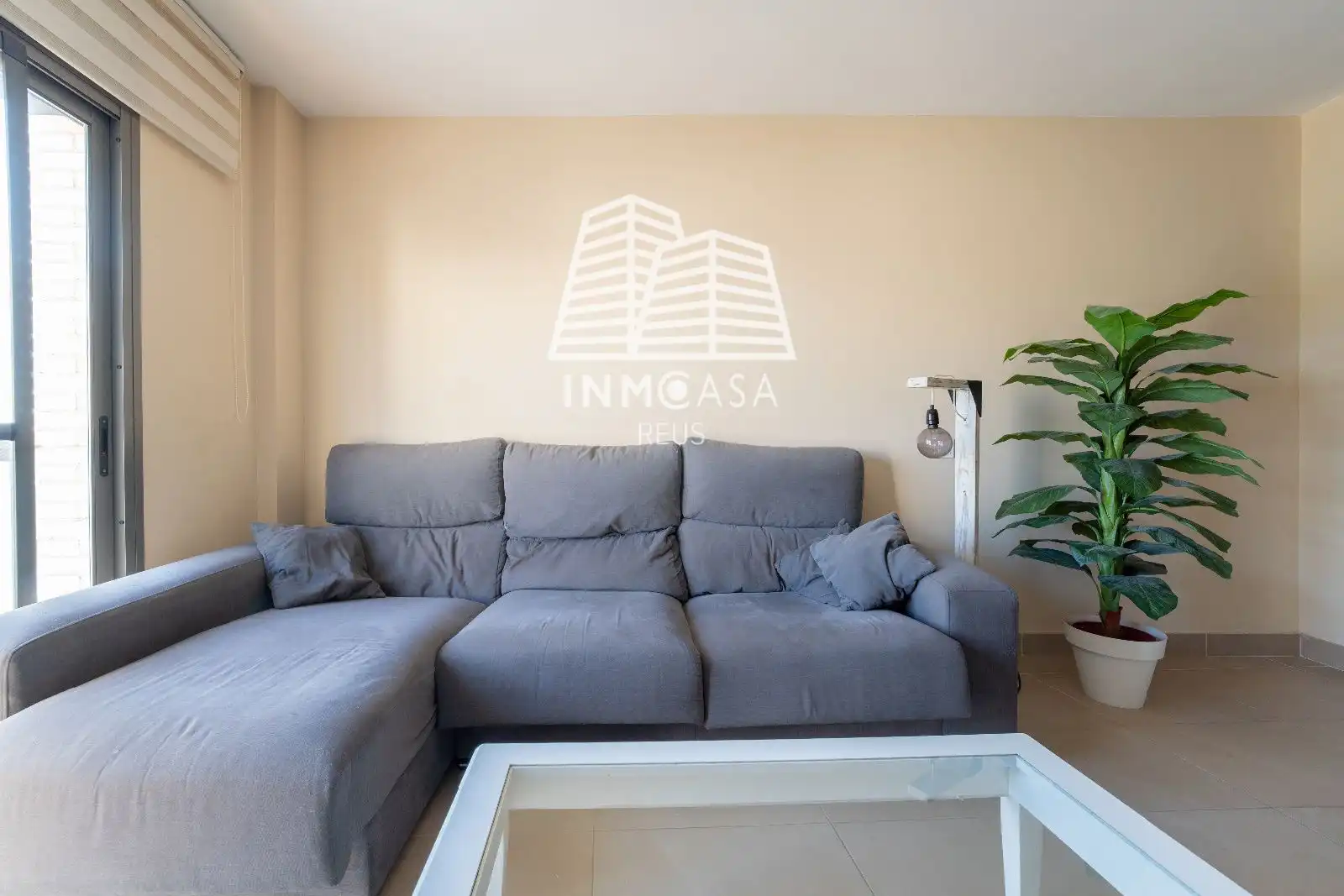 Living room of Flat for sale in Els Pallaresos  with Air Conditioner and Heating
