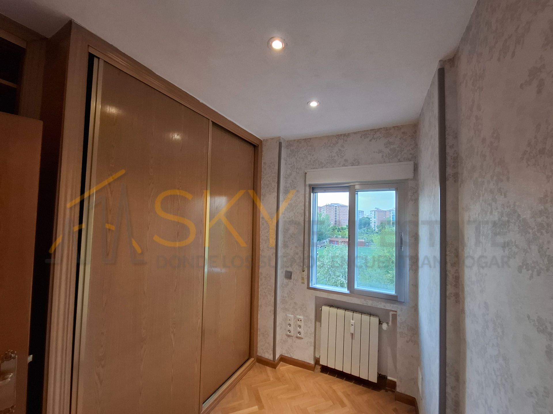 Flat to rent in Avenida de la Aviación, 18, Las Águilas