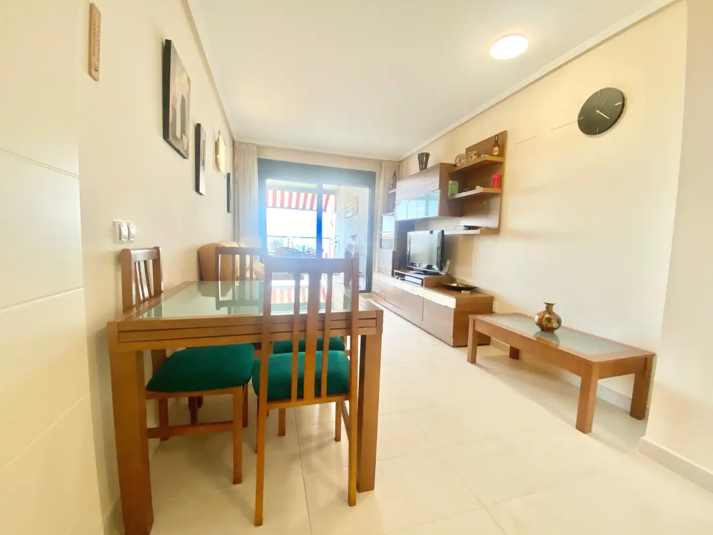 Comedor de Apartamento de alquiler en Benidorm con Aire acondicionado, Calefacción y Terraza