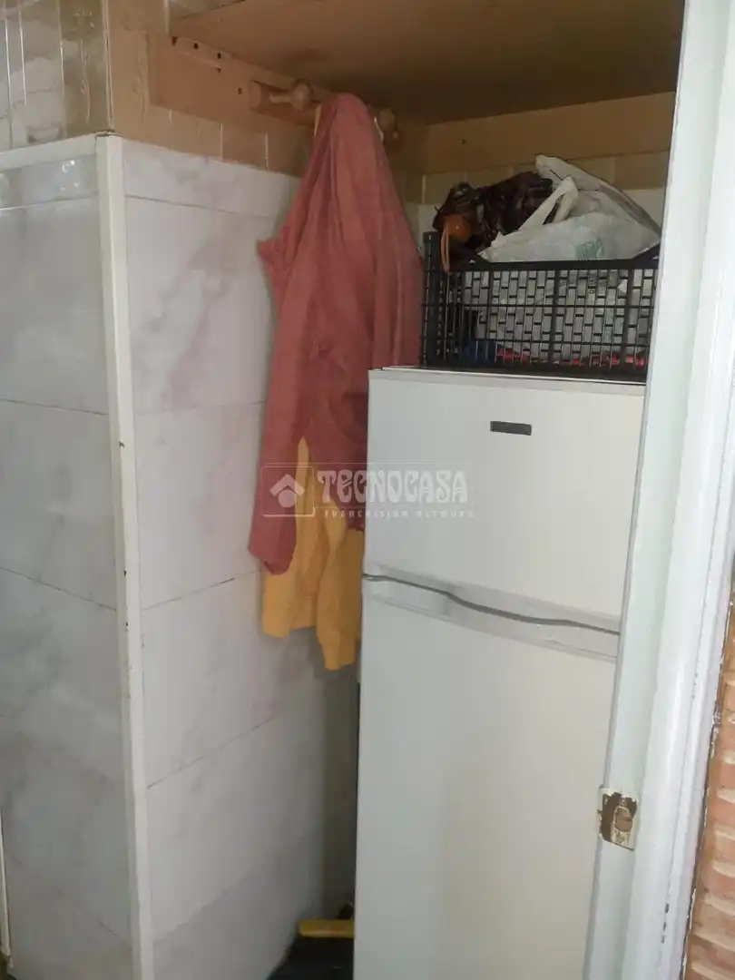 Cuina de Local en venda en San Fernando de Henares amb Aire condicionat i Terrassa