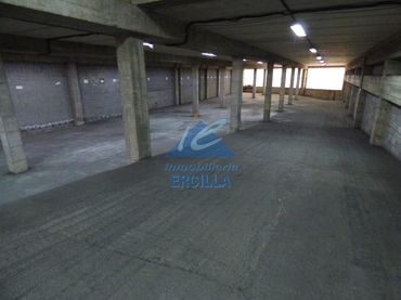 Industriegebäude zur Miete in Bidezabal Kalea