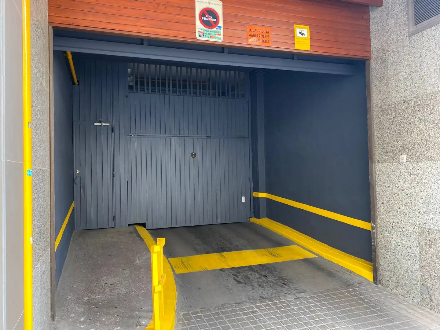 Individuel à vendre à Carrer de Sant Llorenç, imagen 2
