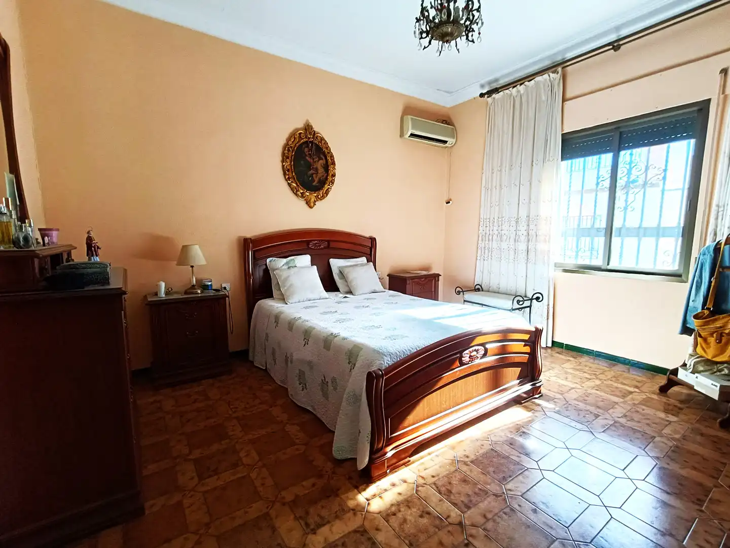 Dormitori de Casa adosada en venda en Villanueva del Ariscal amb Aire condicionat, Jardí privat i Terrassa