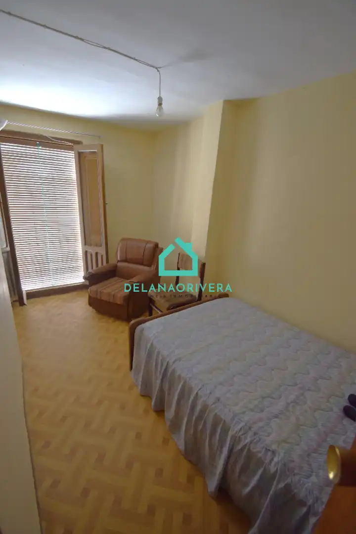 Habitación de Casa o chalet en venta en Molina de Aragón con Calefacción, Jardín privado y Trastero