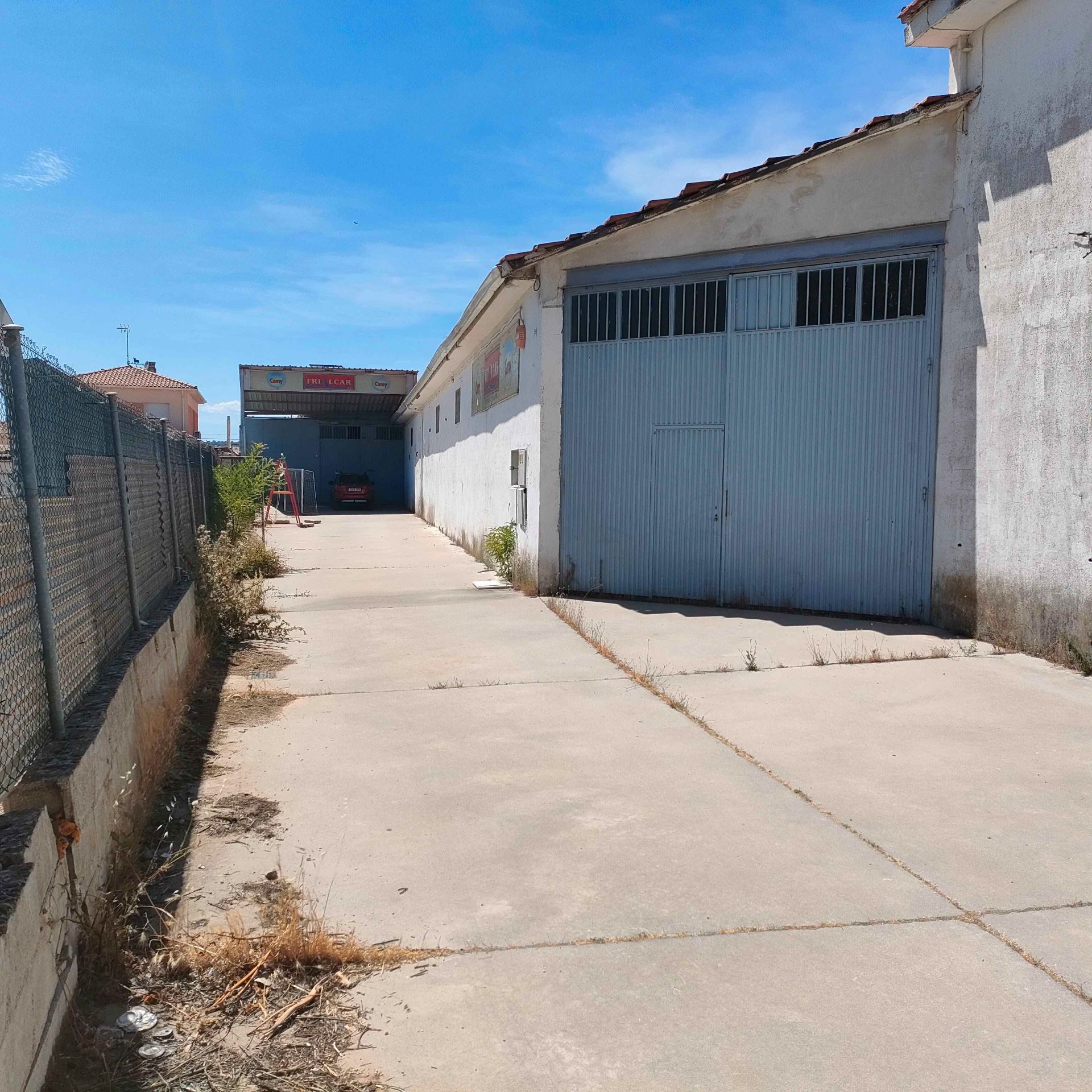 Exterior view of Industrial buildings for sale in Yunquera de Henares