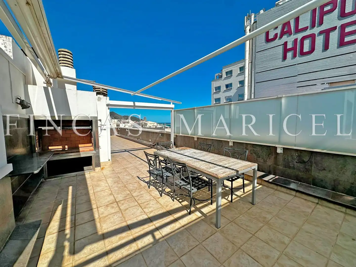 Terrasse von Dachboden zum Verkauf in Sitges mit Klimaanlage, Heizung und Terrasse