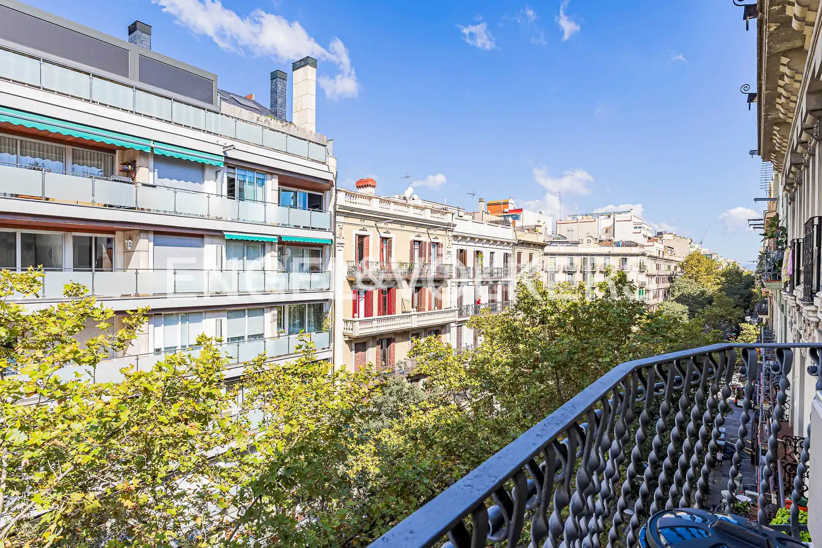 Vista exterior de Pis en venda en Barcelona amb Aire condicionat, Calefacció i Parquet
