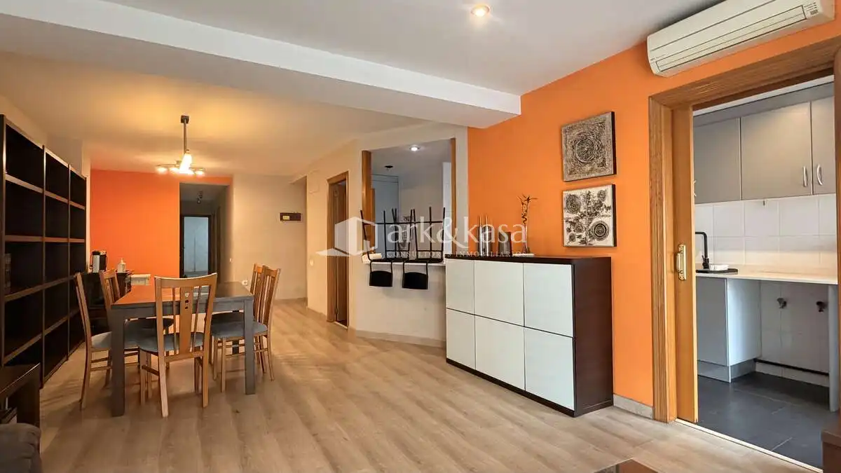 Esszimmer von Wohnung zur Miete in Valencia mit Klimaanlage, Abstellraum und Möbliert