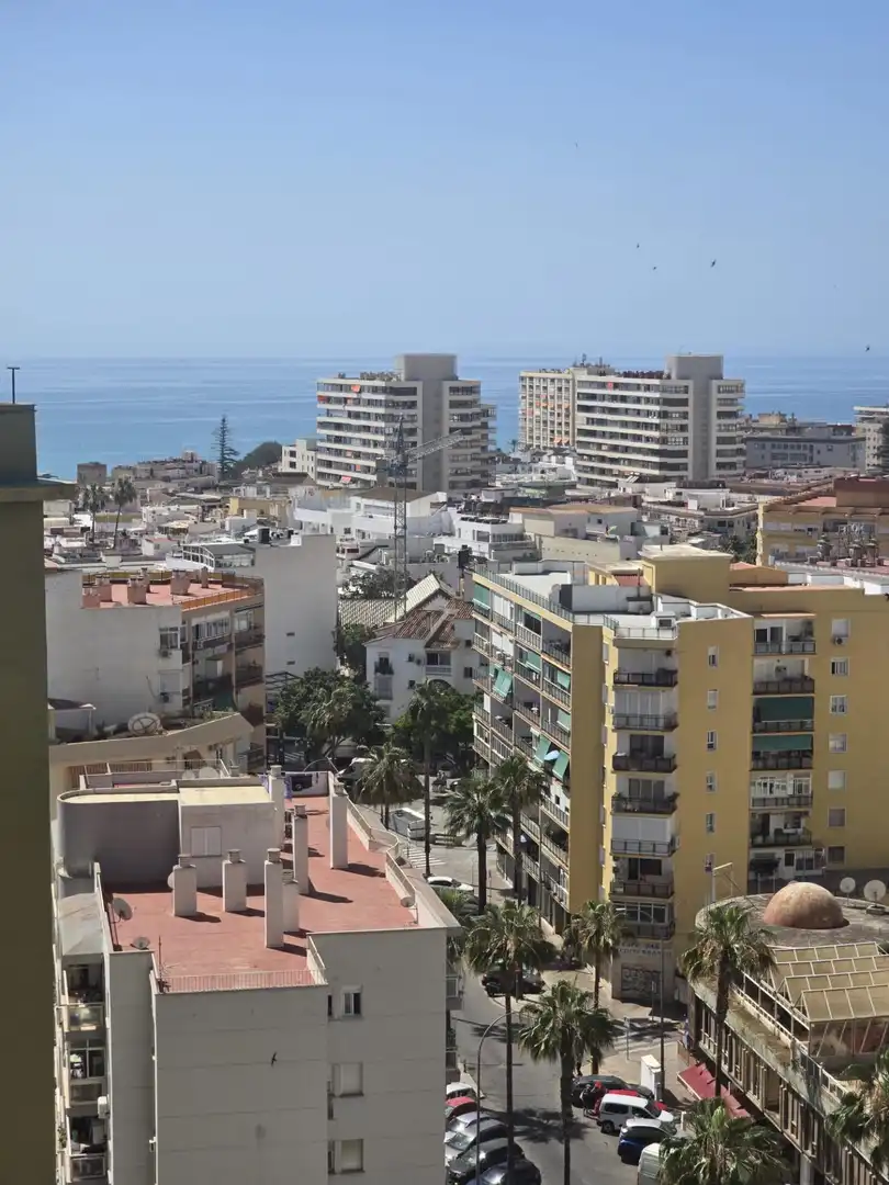 Vista exterior de Estudio en venta en Torremolinos con Terraza