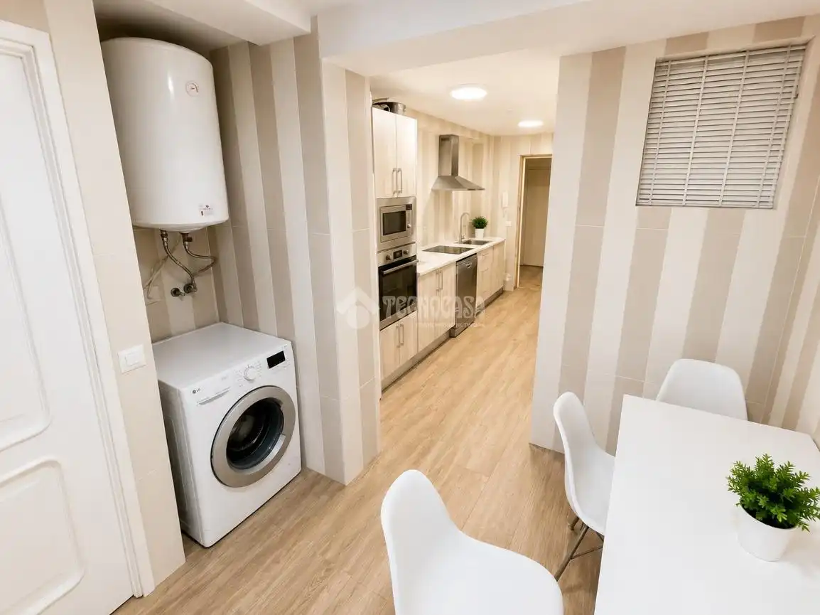 Cocina de Piso en venta en Madrid con Calefacción, Terraza y Trastero
