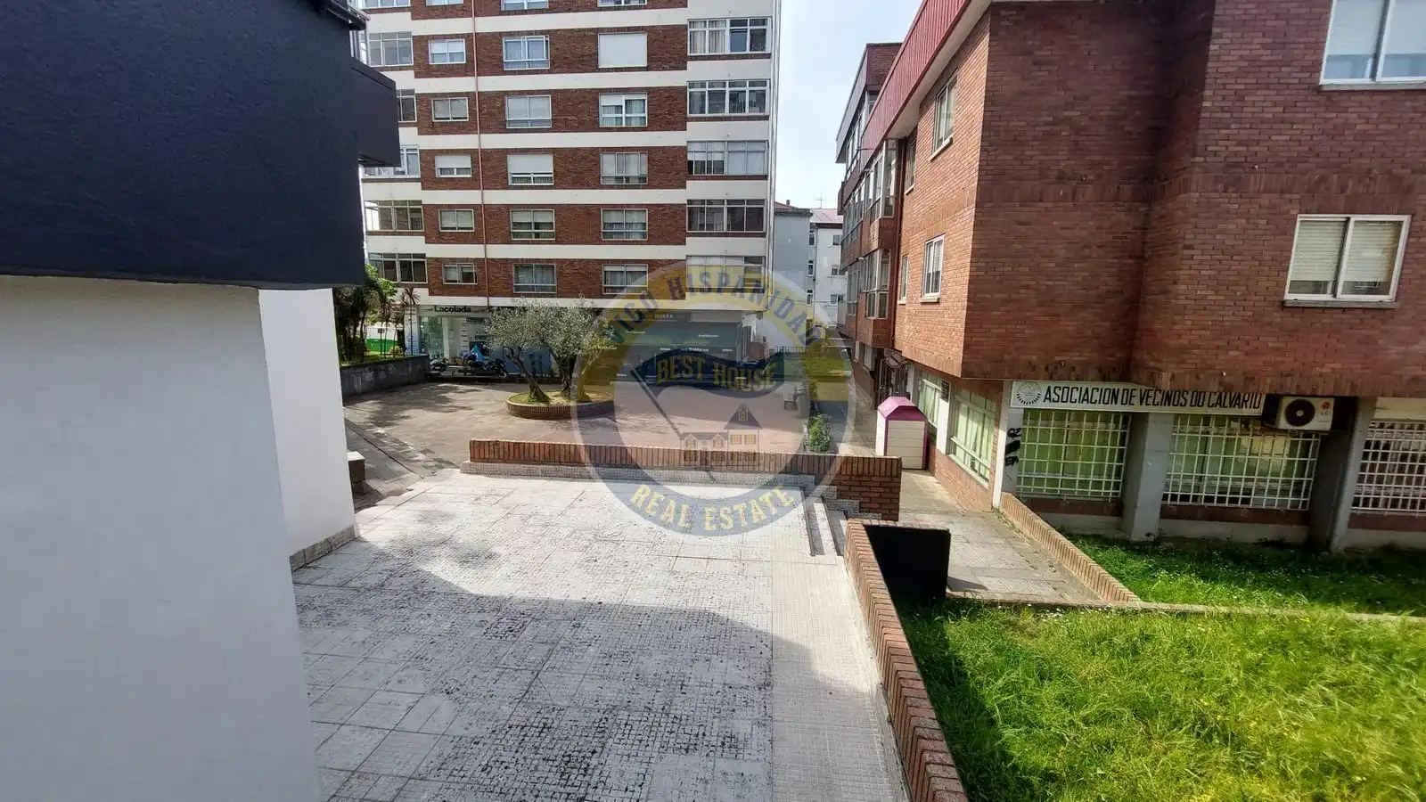 Vista exterior de Pis de lloguer en Vigo  amb Calefacció, Terrassa i Traster
