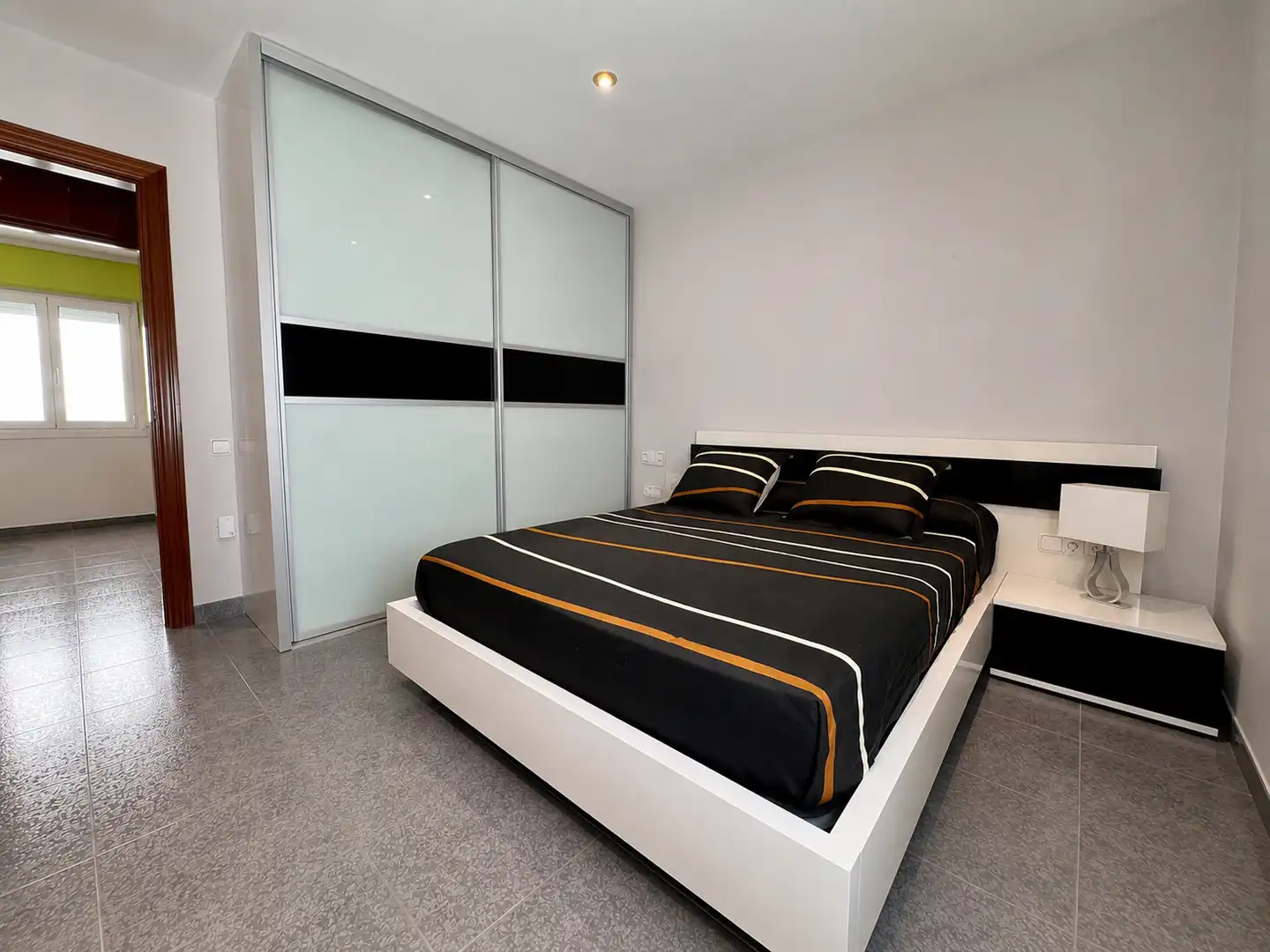 Habitación de Piso en venta en Sant Boi de Llobregat con Aire acondicionado, Terraza y Trastero