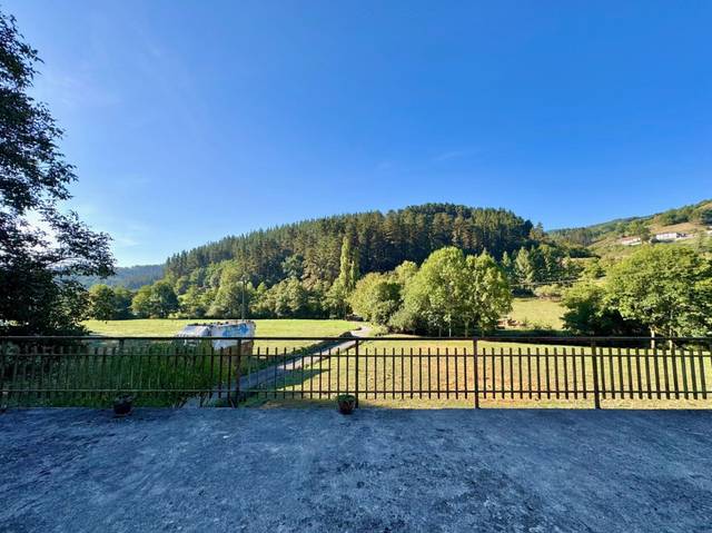 Casa-chalet en Venta en UGARANA GOIKOA AUZOA en Gabiria