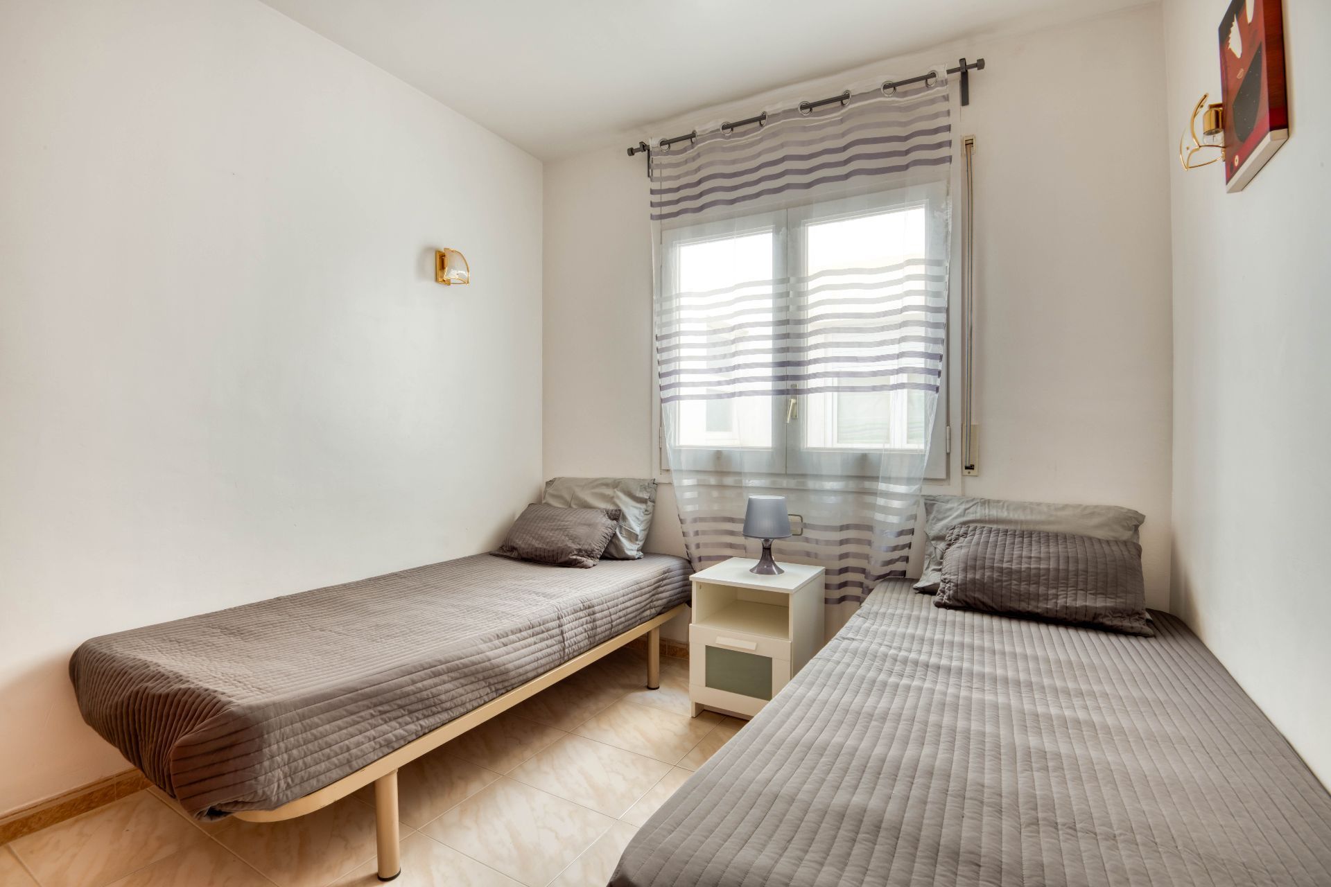 Schlafzimmer von Wohnungen zum Verkauf in L'Escala mit Heizung, Terrasse und Möbliert