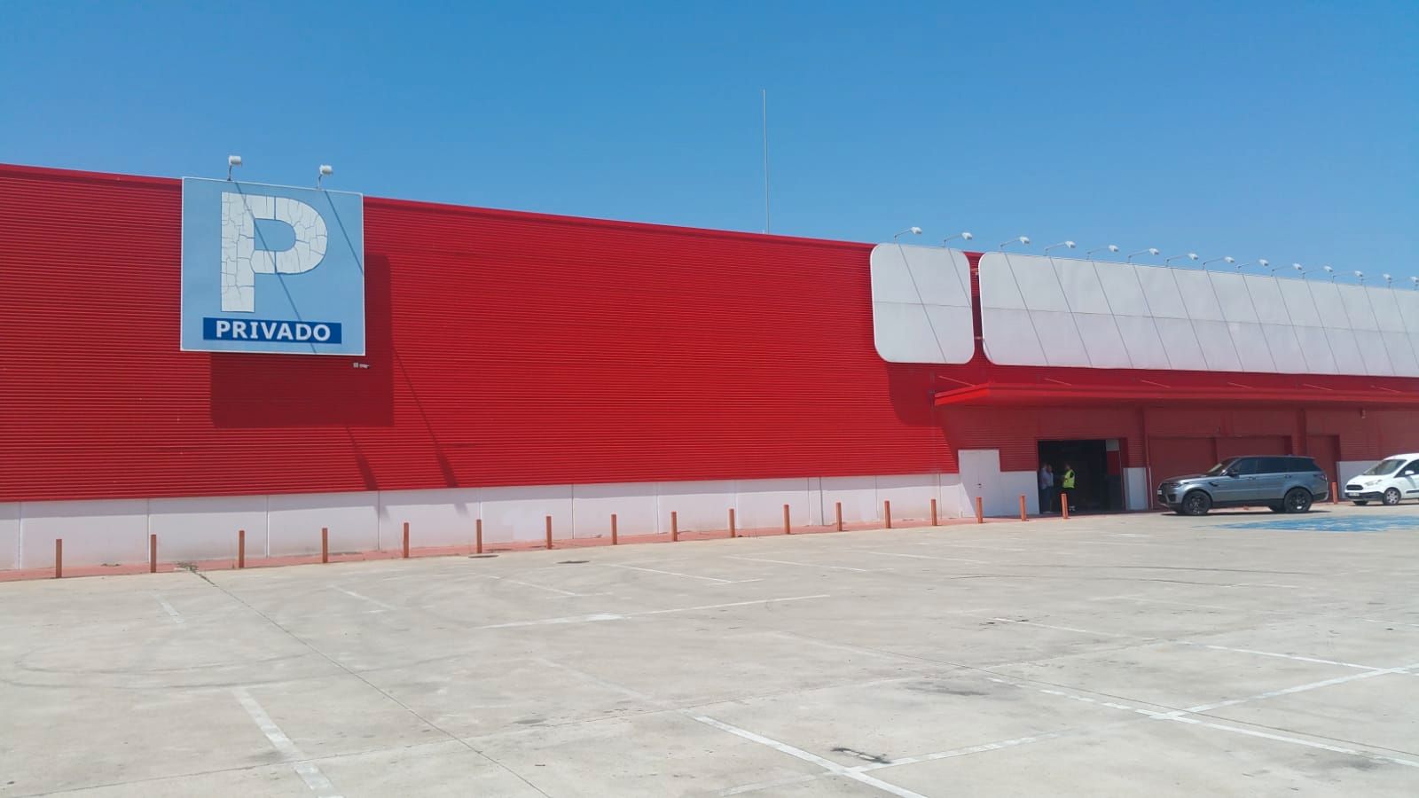Vista exterior de Nau industrial en venda en Milagro amb Calefacció i Alarma
