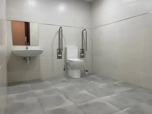 Baño de Oficina de alquiler en Valladolid