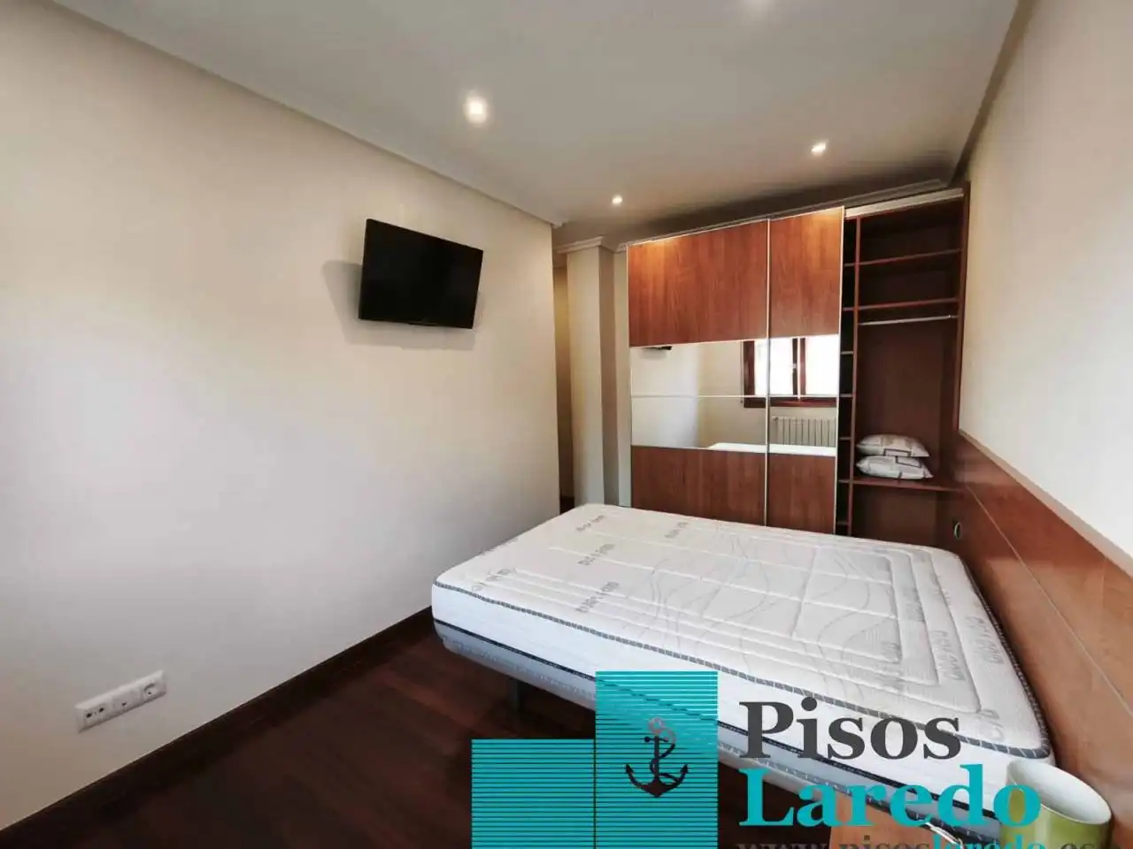 Habitación de Piso en venta en Voto con Calefacción y Balcón