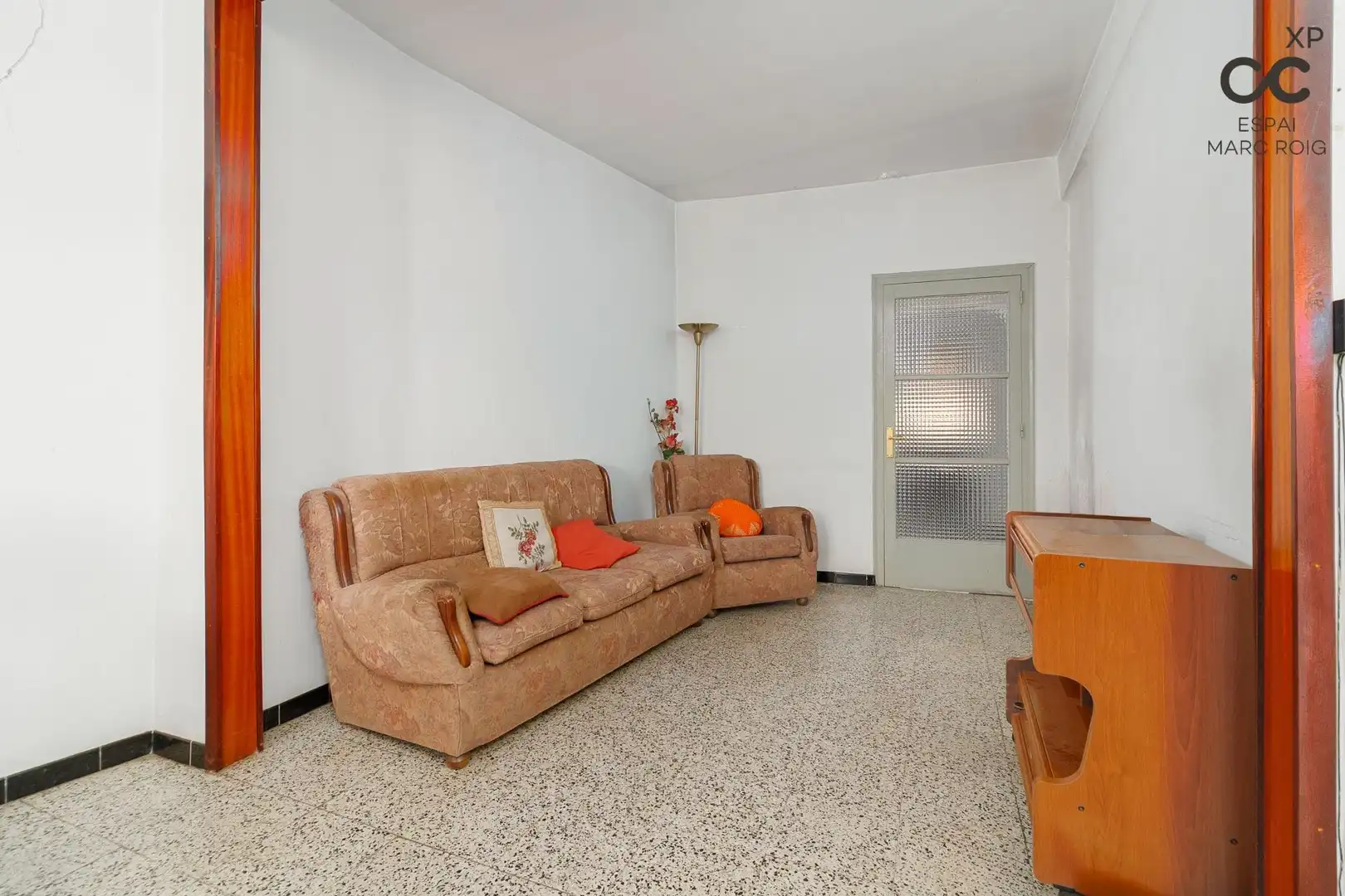Sala de estar de Finca rústica en venta en Navata con Calefacción, Terraza y Trastero