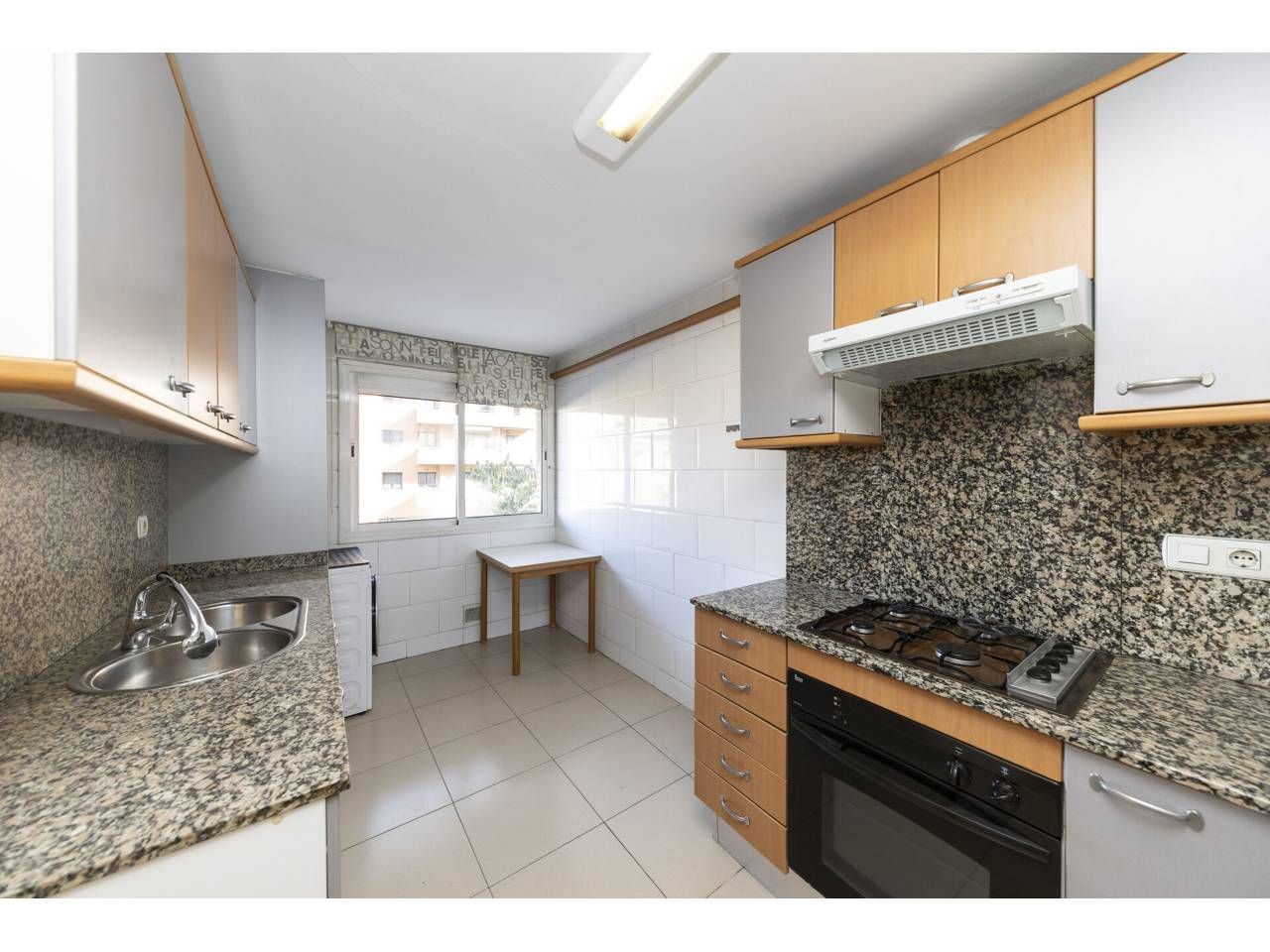 Kitchen of Flat for sale in Sabadell  with Heating