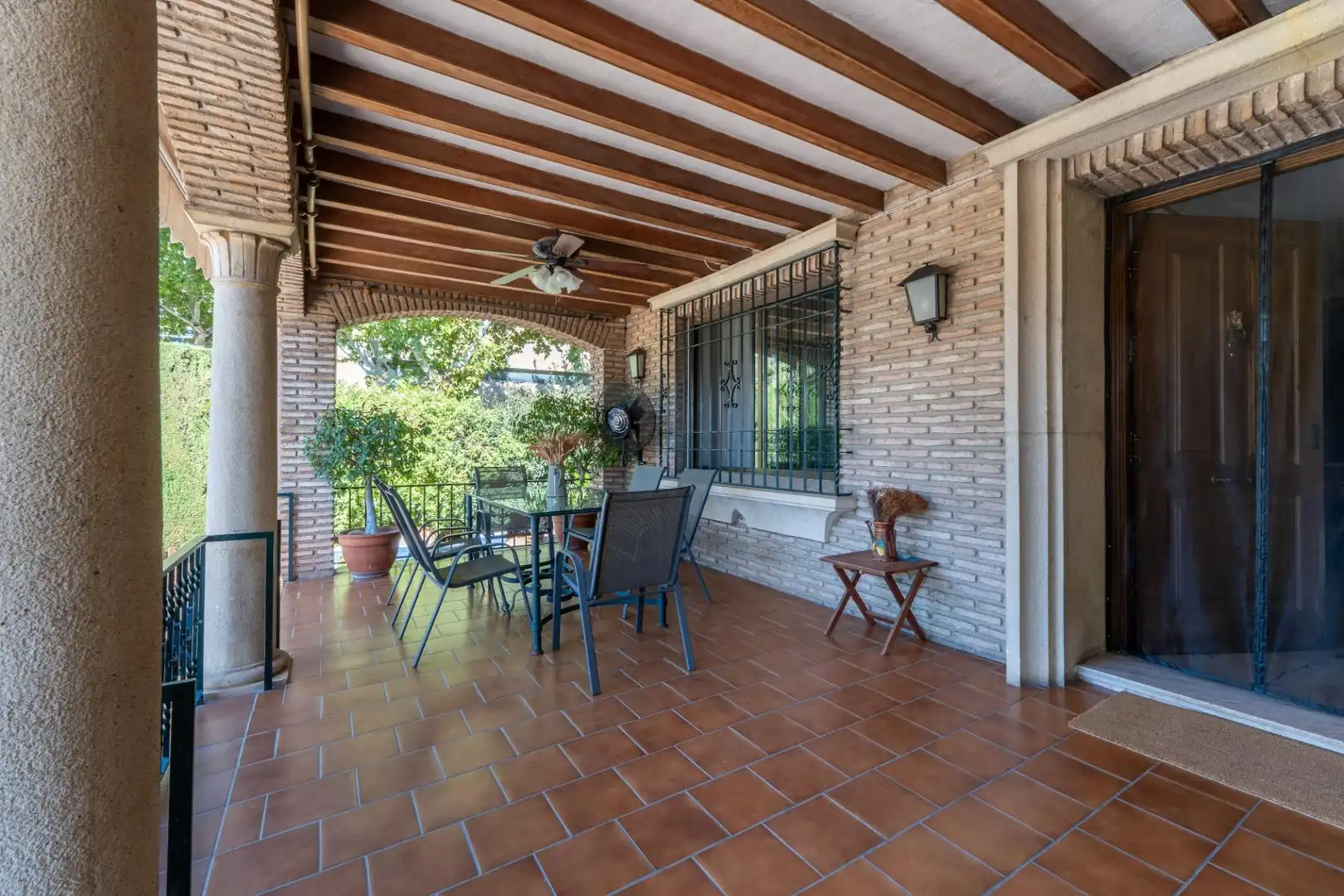 Terrassa de Casa o xalet en venda en Córdoba amb Aire condicionat, Calefacció i Jardí privat