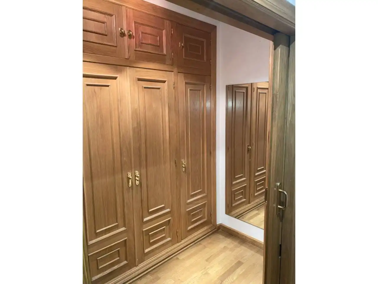 Habitación de Piso en venta en León Capital  con Calefacción, Parquet y Terraza