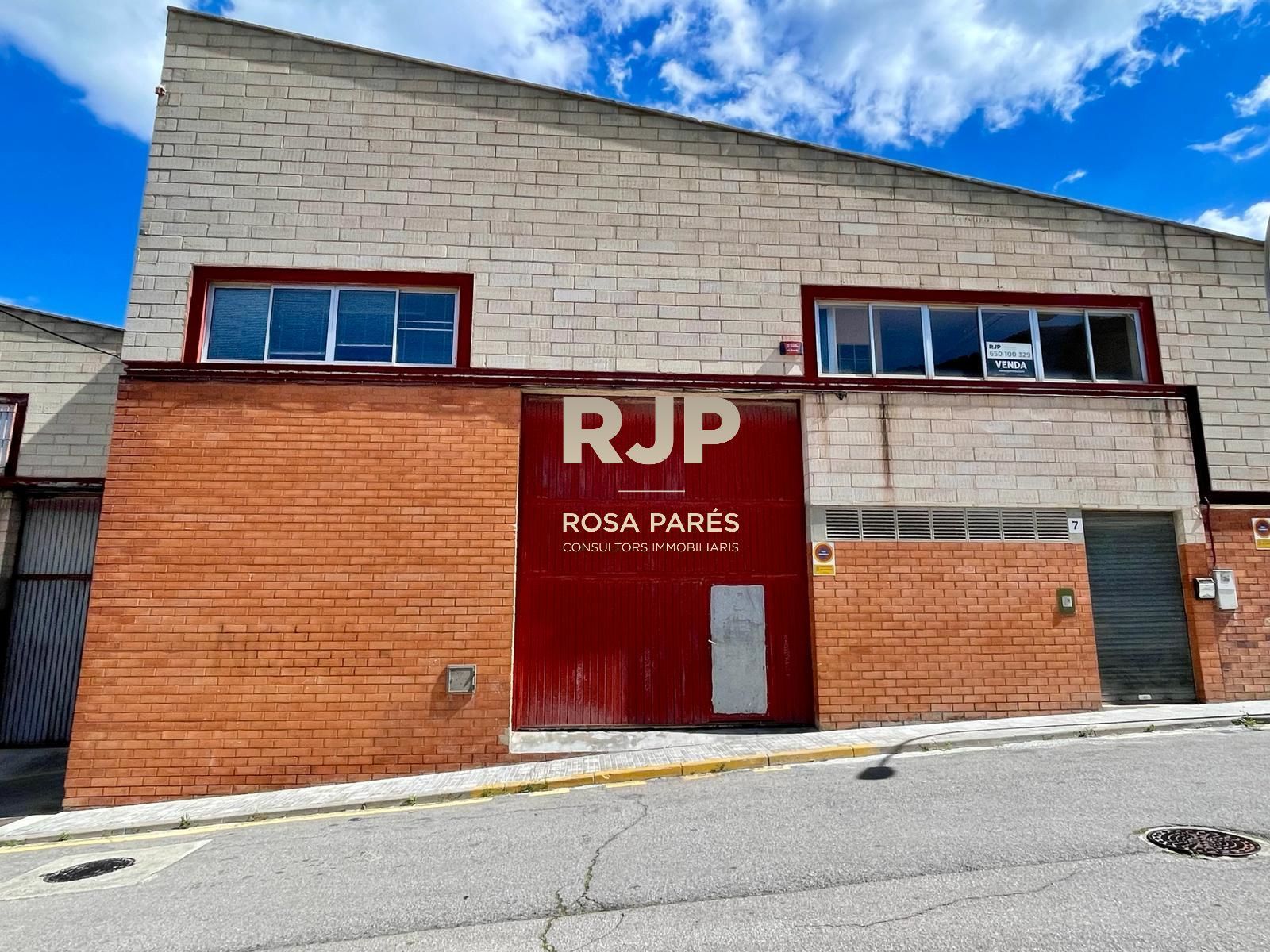 Exterior view of Industrial buildings for sale in Centelles