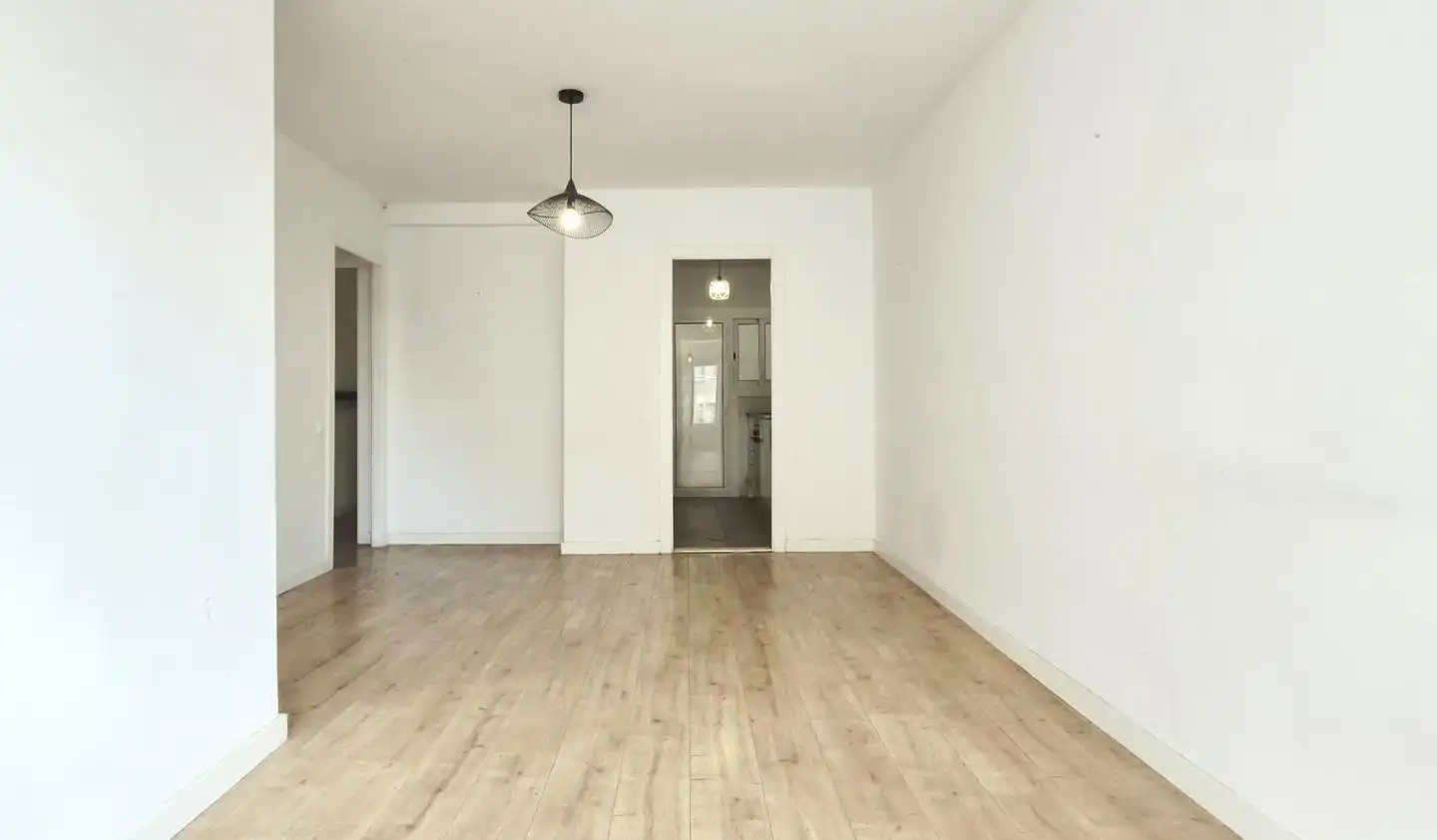 Living room of Flat for sale in Terrassa  with Parquet flooring and Alarm