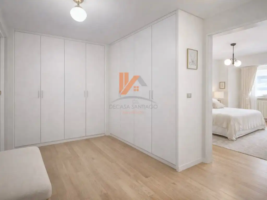 Habitación de Piso en venta en Santiago de Compostela  con Calefacción y Horno
