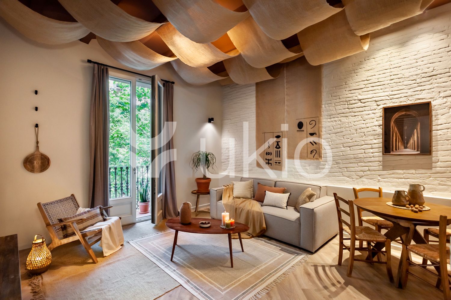 Sala d'estar de Apartament de lloguer en  Barcelona Capital amb Aire condicionat, Moblat i Forn