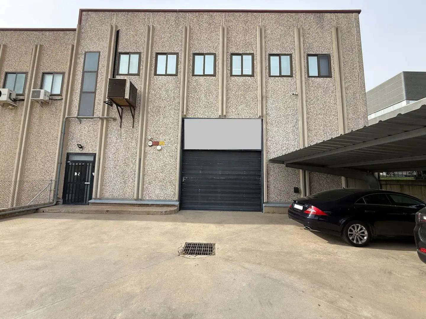 Nave industrielle à louer à Alemania