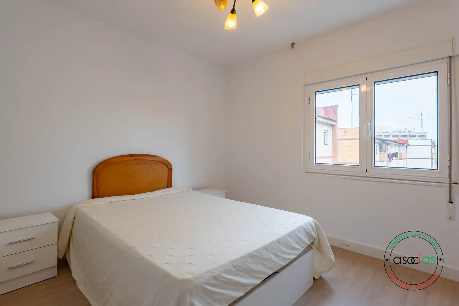 Habitación de Piso en venta en Gijón  con Calefacción y Balcón