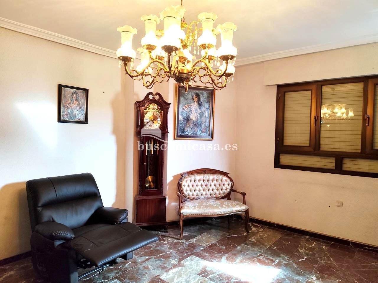 Sala d'estar de Pis en venda en  Jaén Capital amb Aire condicionat i Balcó