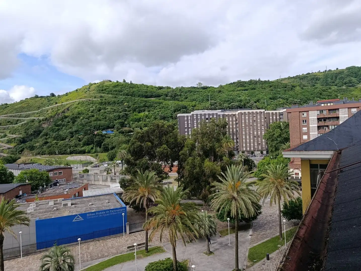 Vista exterior de Piso en venta en Bilbao  con Calefacción