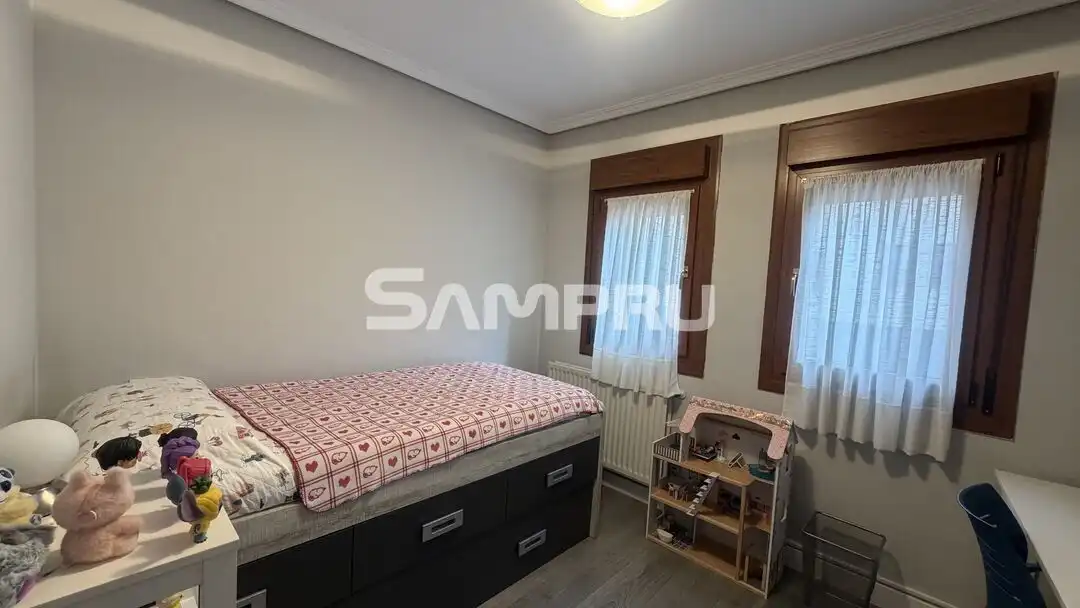 Piso en venta en Uribe auz, Arrasate / Mondragón