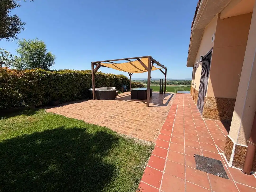 Terraza de Casa o chalet en venta en Elburgo / Burgelu con Calefacción, Jardín privado y Terraza