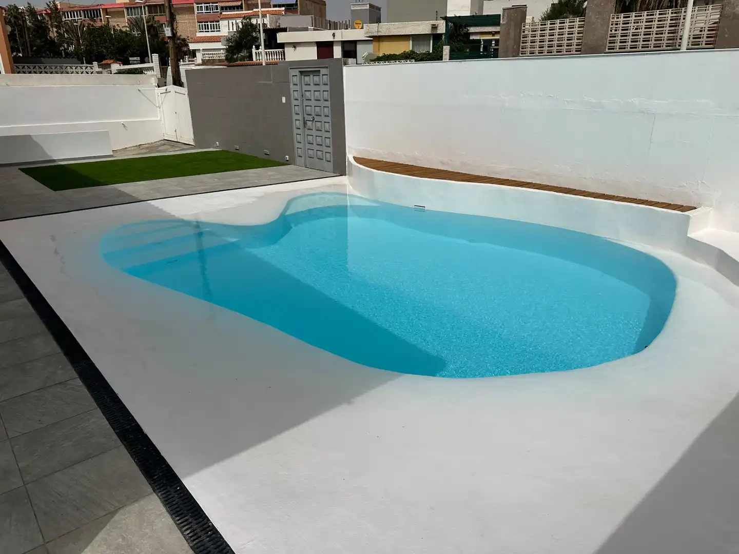 Detached house with terrace for sale in Calle Míster Blisse 56, imagen 4