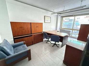 Oficina en venta en Casco Urbano