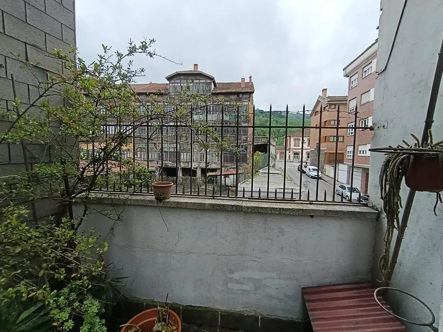 Außenansicht von Wohnung zum Verkauf in Langreo mit Heizung und Terrasse